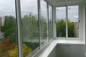 ПВХ или алюминий - что выбрать для вашего балкона?